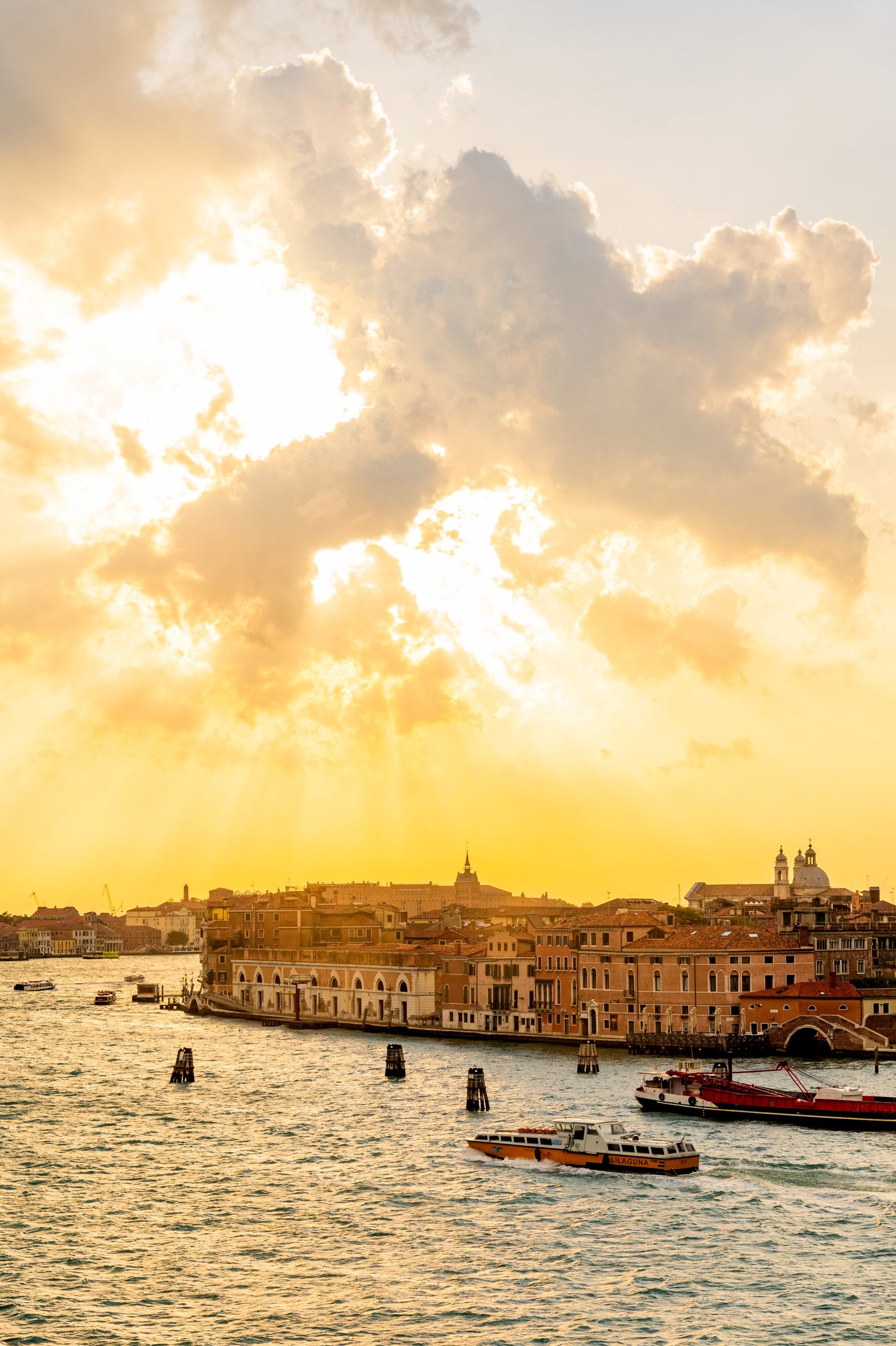 Venise vue depuis un navire Ponant — croisière culturelle en Méditerranée
