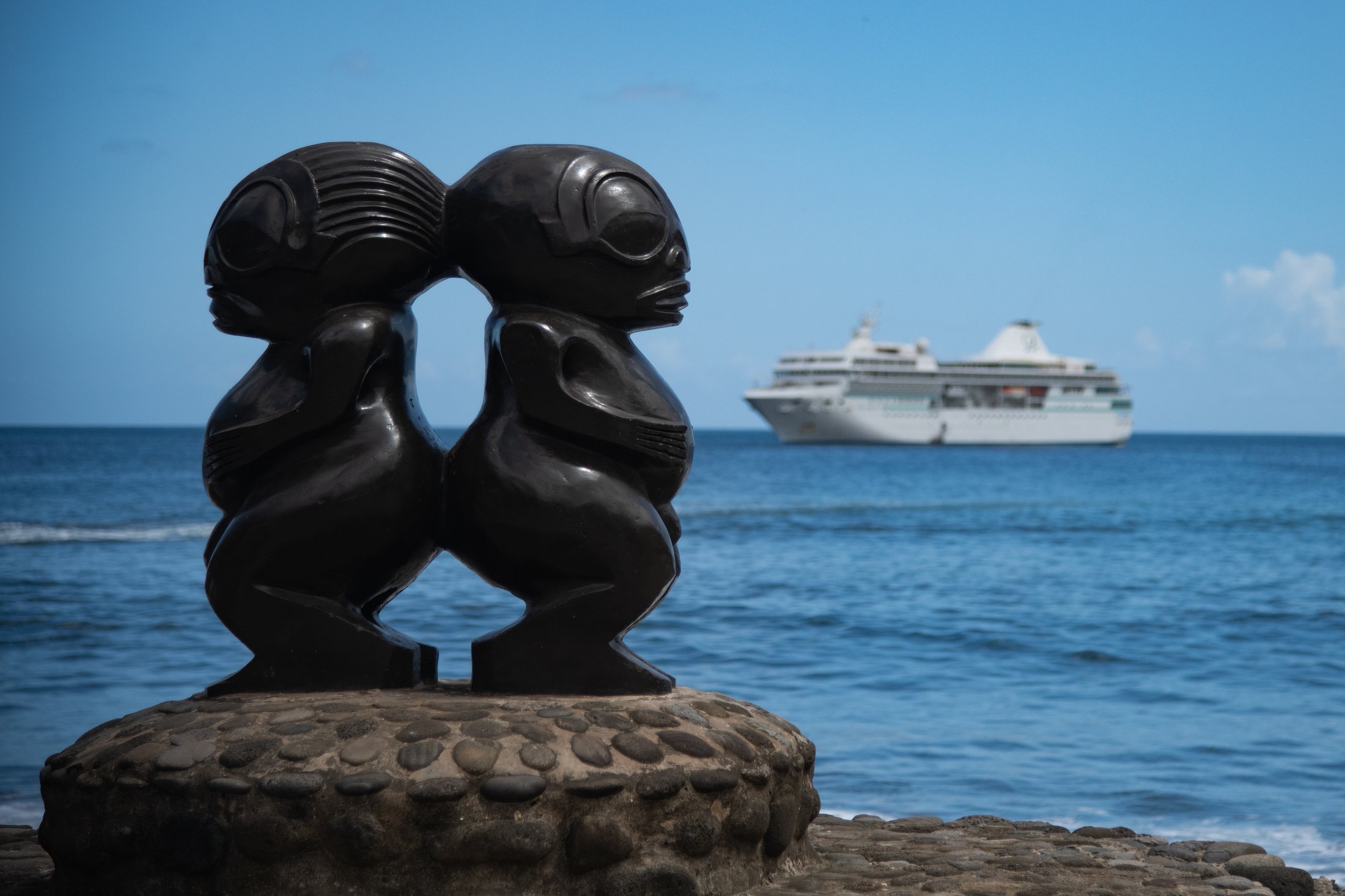 TIKI ancestral dans la vallée d'Omoa, Fatu Hiva